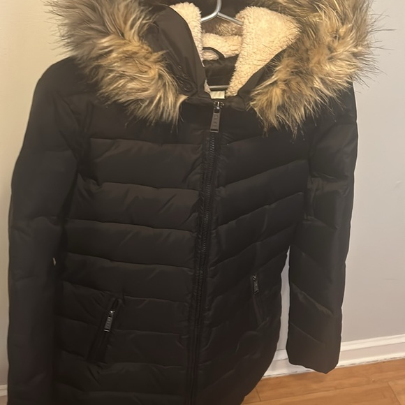 3/4 Down DKNY - Picture 4 of 4